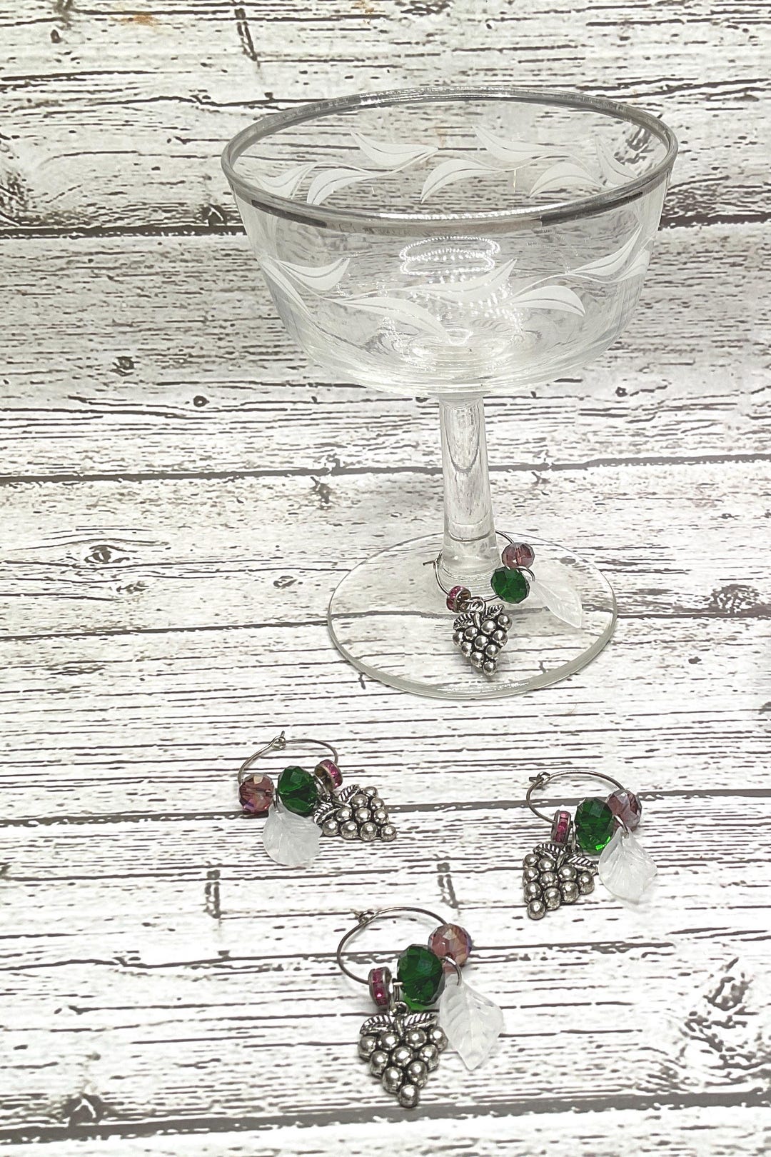 Bunch of Grapes Wine Glass Rings,beaded Wine Charms, Stemware Hoops ...