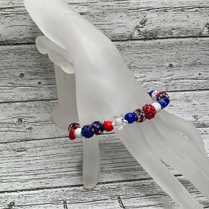 Patriotic bracelet, Memorial day bracelet, beaded bracelet, stretch bracelet, handmade