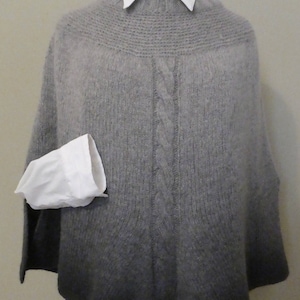 Gradient Cable Poncho