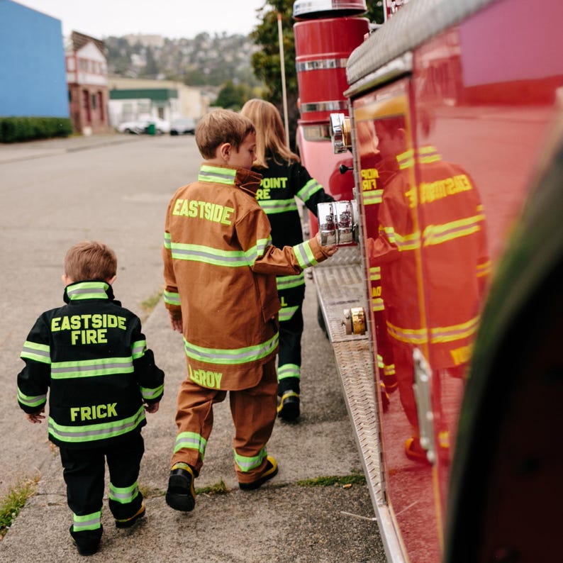 Personalized Kids Firefighter Costume: Authentic Appliqué, Pretend Play, Halloween Costume, Birthday Gift, Photo Shoot image 11