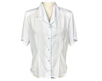 Vintage Clothing White Blouse Button Up 80's Petite Impressions Collared Lace Tips & Pockets, Polyester Size 10 Shoulder Pads