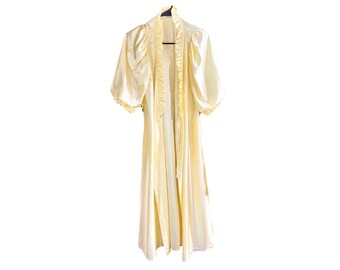 1970's Yellow House Robe Vintage Sleepwear Women's Pajamas Robe Satin Yellow