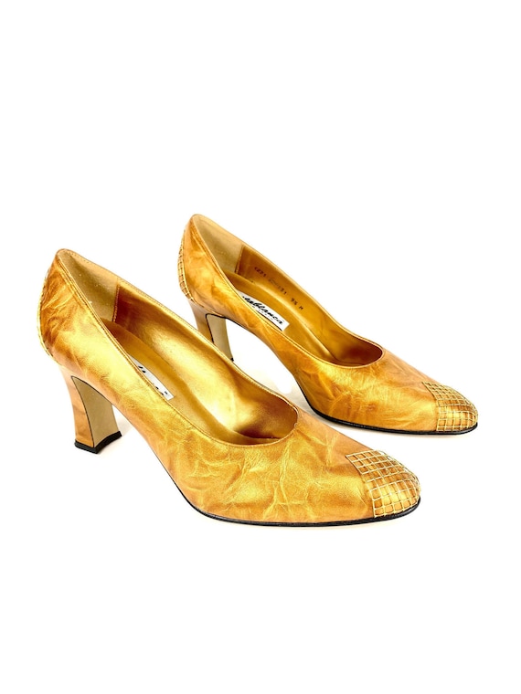 Vintage Heels | Gold Heels | 60's Spooled Heels |… - image 1