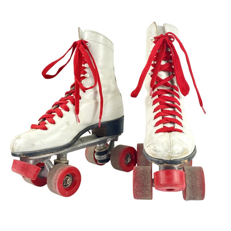 Vintage Leather Roller Skates Chicago Size 7 Lace Up Skates, White Leather Red Laces 1970's image 2