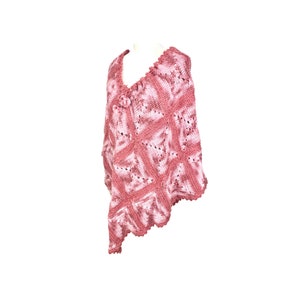 Vintage Clothing Crochet Knitted Poncho Shades of Pink One Size, Handmade 70s Poncho Bohemian, Knitted Handmade Cape Vintage Womens