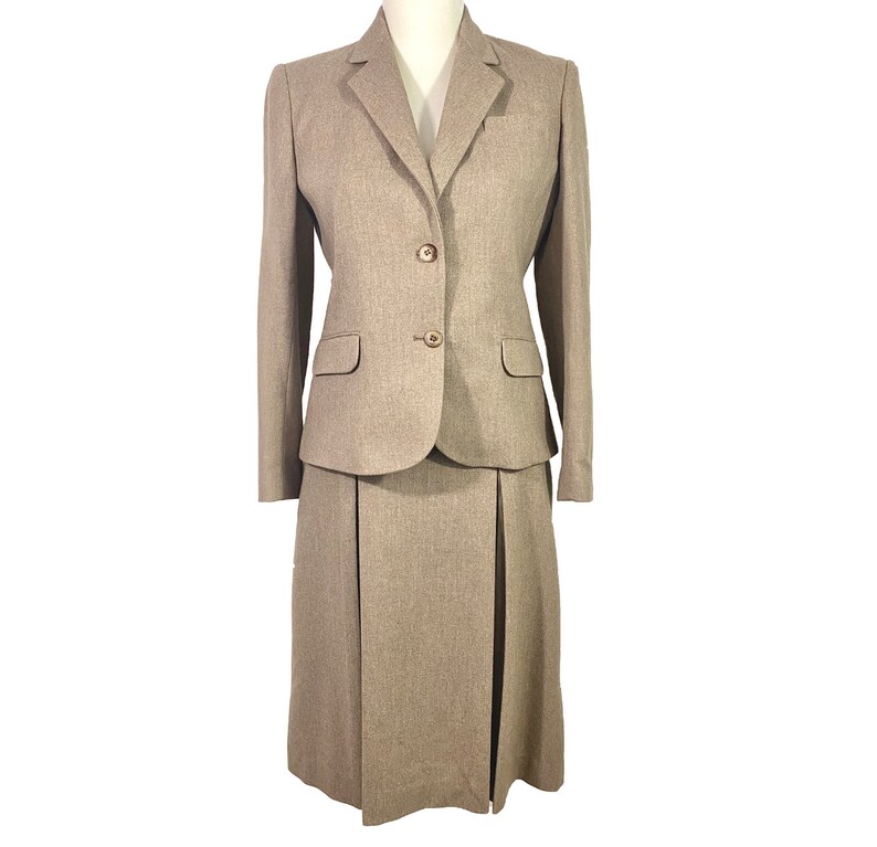 70's Wool Skirt Suit Womens Vintage Womens Suit Pleated Skirt Singled Breasted Notched Collar Size 6 image 2