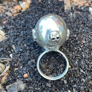 Hochet de mort gothique pour bébé