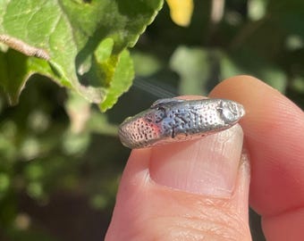 Sardine Ring