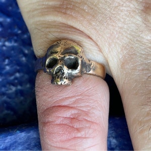Nero Skull Ring
