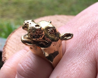 Hippo Ring - So cute, so dangerous!