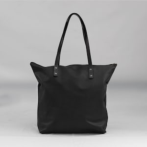Leather Tote with Zipper Handcrafted Purpose Leather Handbag Everyday Use Leather Purse Large Size Tote Bag Genuine Leather, Gift for Her