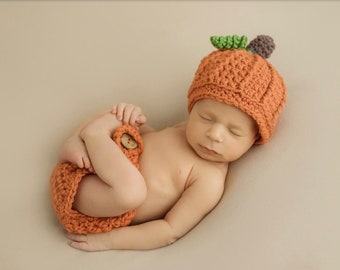 Newborn Halloween Costume, Pumpkin Newborn Set, Newborn Outfit, Newborn Photo Outfit, Newborn Set, Newborn Crochet, Baby Pumpkin Hat, Baby
