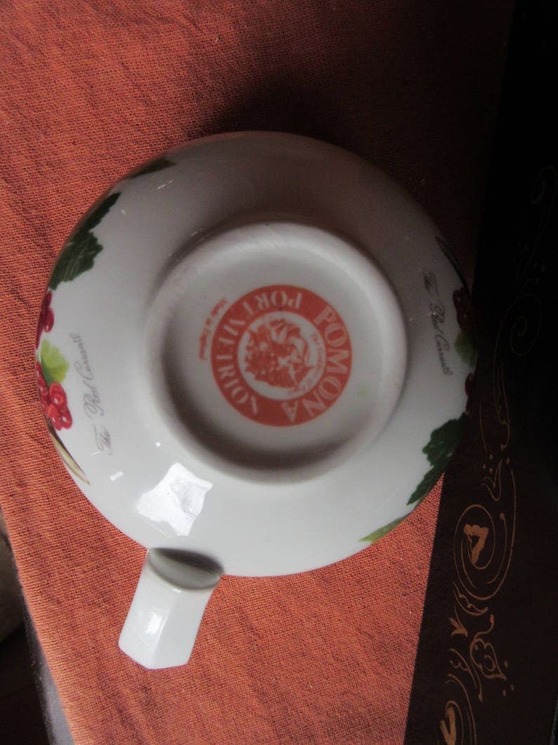 Made in England Portmeirion Pomuna Cup Mug The Red Currant Berries China Dishes Vintage