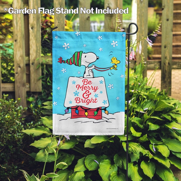 PEANUTS®, PEANUTS® Be Merry & Bright – Garden Flag 12.5"x18", House Flag 28"x40", Exclusive Fabric, Officially Licensed PEANUTS®, Christmas
