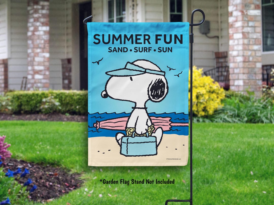 Snoopy Summer Garden Flag Peanuts Beach Snoopy Coastal House Flag ...
