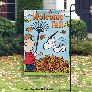 Snoopy Charlie Brown Fall Flag, Peanuts Fall Garden Flag, Fall Welcome Decor, Funny Peanuts Snoopy Flag, Peanuts Lover Gift, Fall Decoration