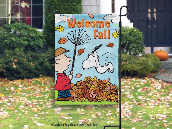 Snoopy Charlie Brown Fall Flag, Peanuts Fall Garden Flag, Fall Welcome Decor, Funny Peanuts Snoopy Flag, Peanuts Lover Gift, Fall Decoration