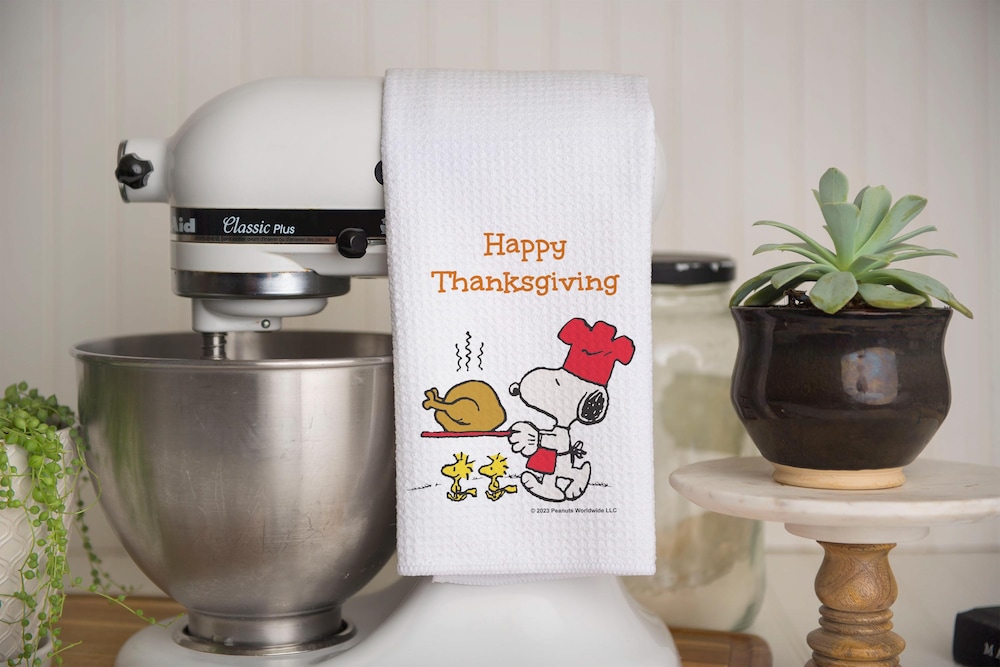 Snoopy Thanksgiving Tea Towel, Decorative Kitchen Towel, Fall Dish Towel Kitchen Decor, Peanuts Thanksgiving Hand Towel, Snoopy Gift - Pr Bespoketshirt Collections