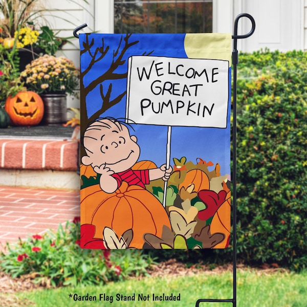 Peanuts Great Pumpkin Linus Garden Flag, Halloween Peanuts Outdoor Decor House Flag, Peanuts Halloween Yard Flag, Halloween Decorations - PR