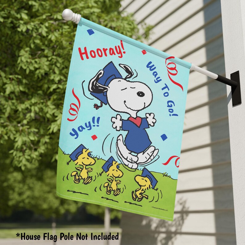 Peanuts Snoopy Graduation Garden Flag or House Flag, Peanuts Outdoor ...