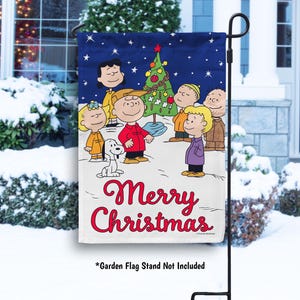 Charlie Brown Christmas Garden Flag Outdoor Holiday Decor, Peanuts Snoopy Christmas Decor, Holiday House Flag, Snoopy Christmas Gifts - PR