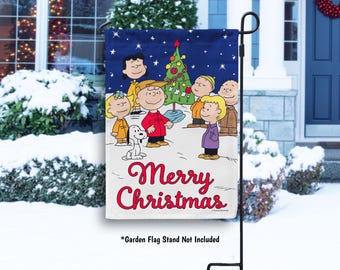 Charlie Brown Christmas Garden Flag Outdoor Holiday Decor, Peanuts Snoopy Christmas Decor, Holiday House Flag, Snoopy Christmas Gifts - PR
