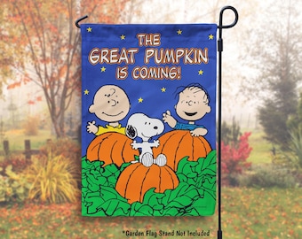 Peanuts Fall Flag, Peanuts Great Pumpkin Charlie Brown Garden Flag, Halloween Peanuts Outdoor Decor, PEANUTS® The Great Pumpkin is Coming