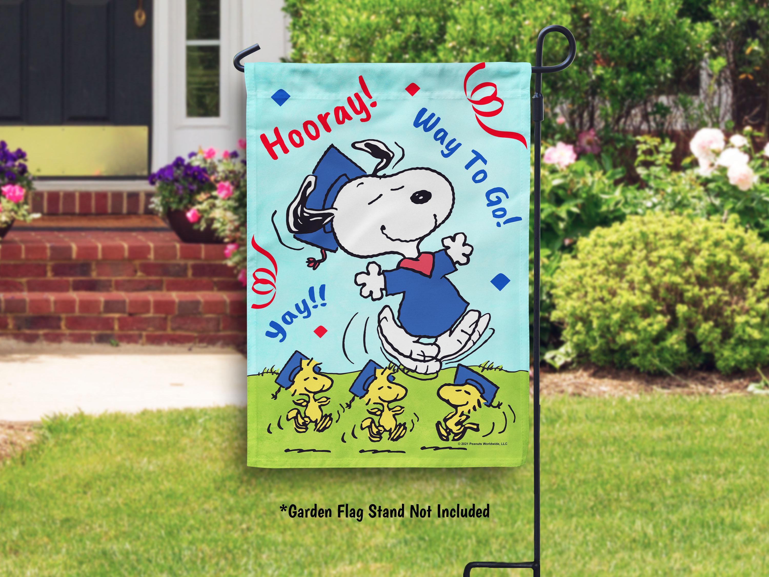Peanuts Snoopy Graduation Garden Flag or House Flag, Peanuts Outdoor ...