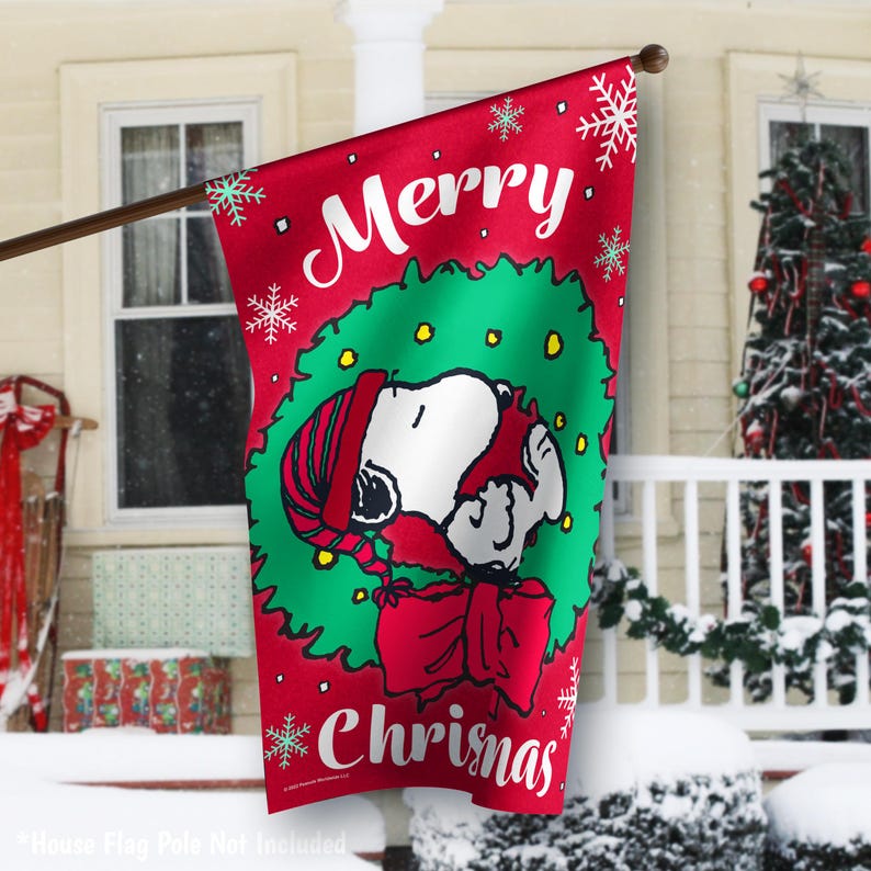 PEANUTS® Snoopy Merry Christmas Wreath Garden Flag, Snoopy Christmas House Flag, Peanuts Outdoor Christmas Decor, Unique Snoopy Gift - PR image 3