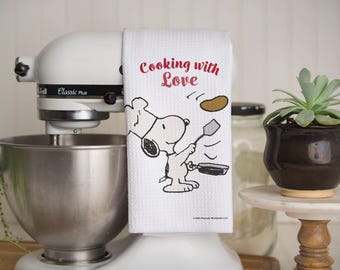 Peanuts Chef Snoopy Tea Towel, Cooking with Love Kitchen Hand Towel, Snoopy Gift for Mom, Peanuts Home Kitchen Decor, Peanuts Dish Towel -PR