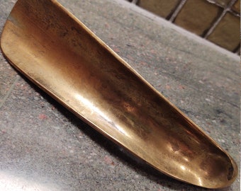 vintage metal shoe horn