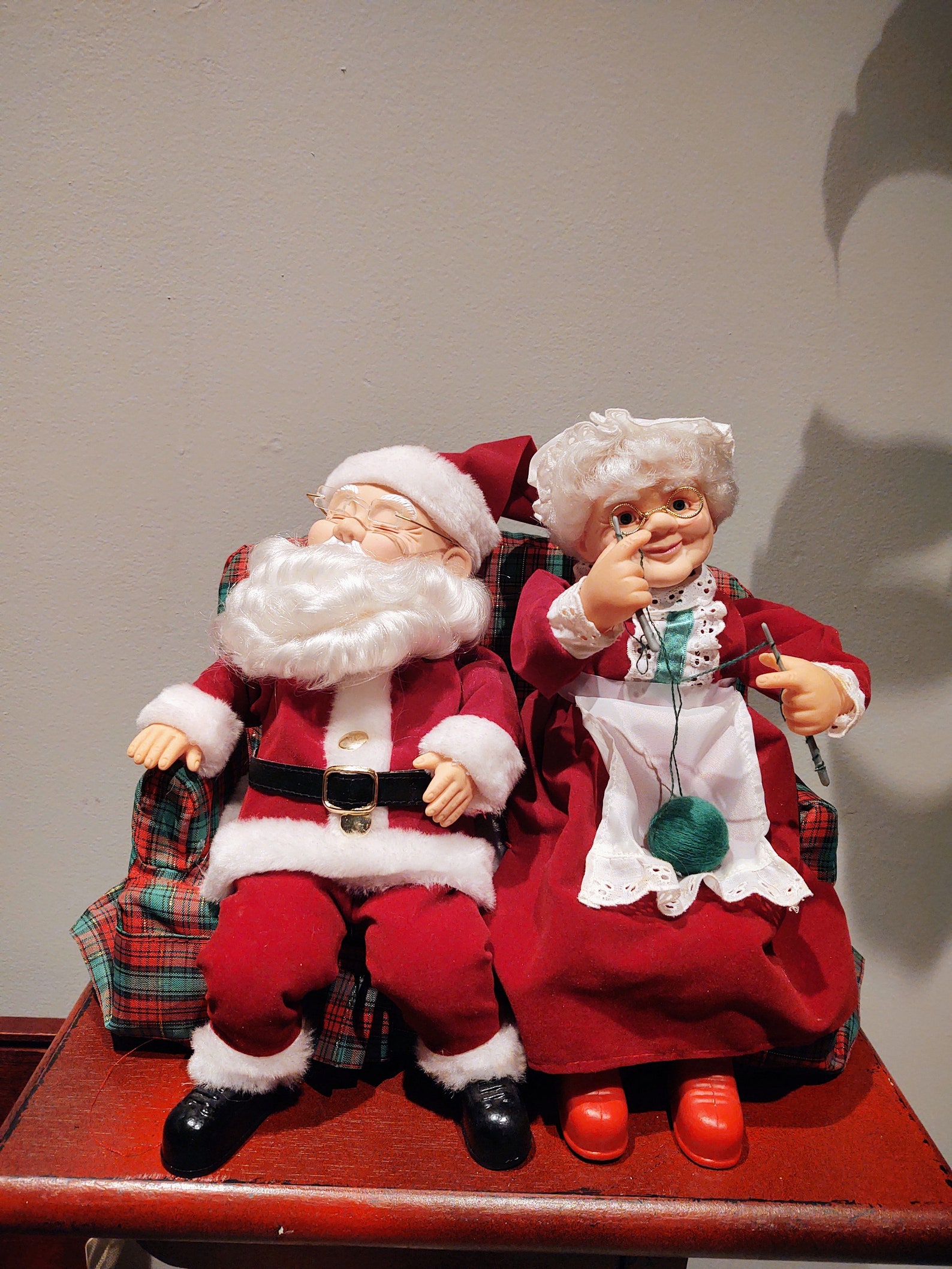 Vintage Animated Santa and Mrs. Claus Etsy