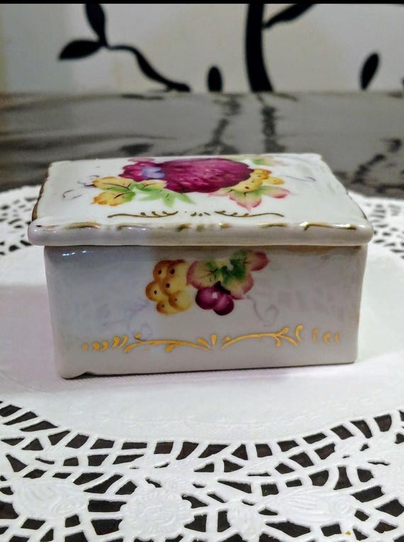Vintage Hand Painted Porcelain Trinket Box