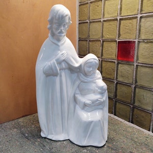 Vintage Ceramic Holly Family Sculpture