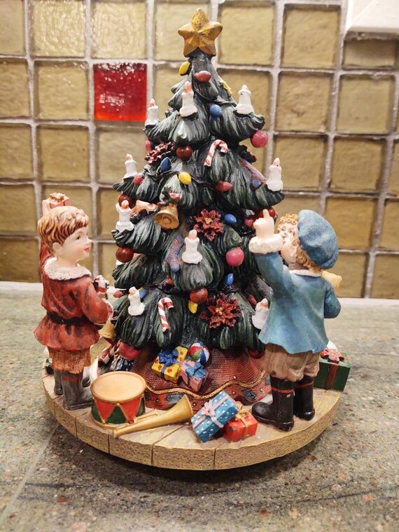 Collectible Cracker Barrel Christmas 