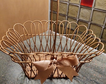 Vintage Metal Wire Decorative Basket