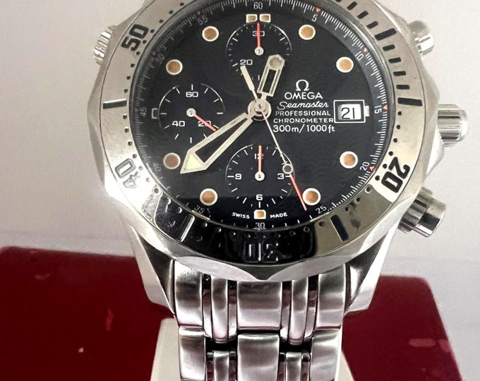Featured listing image: Vintage Watch Omega Seamaster Professional Chronometer 300m/1000 Ref :25988000