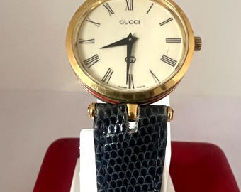 Vintage Gucci Ladies watch Quartz Ref:561.001