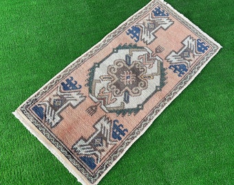 Farmhouse Decor Small Ethnic Rug, 2x3 Decor&Baht Mat Rug, Minis-Tiny-Faded Oushak