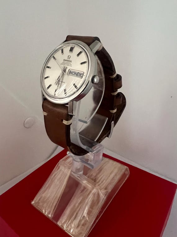 Vintage Omega Automatic Chronometer Officially Ce… - image 3