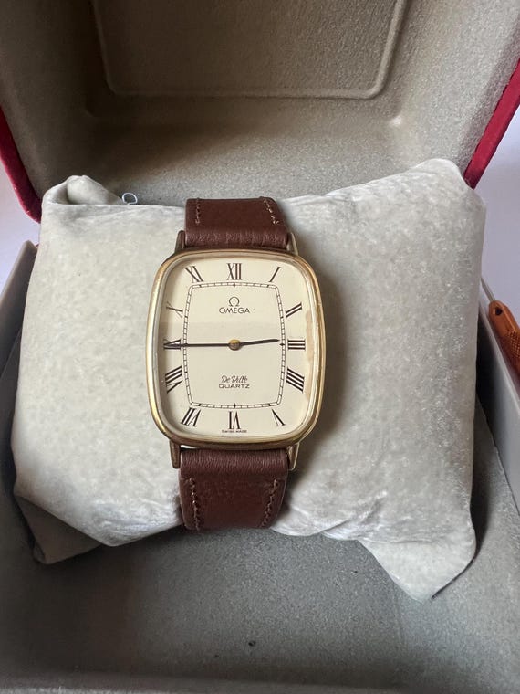 Orologio al quarzo Omega De Ville placcato oro Rif: 1910091