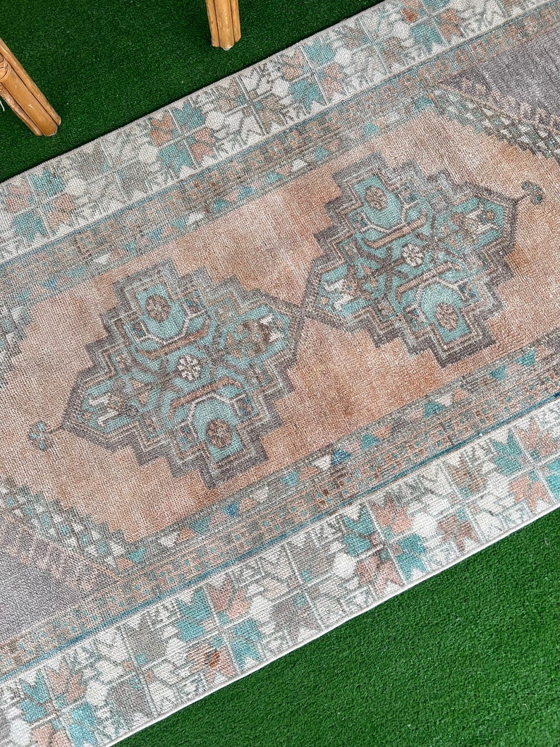 Ben 4x6 Pink Taupe Teal DistresedLow Pile Rug For Area Rug.3x510 image 2