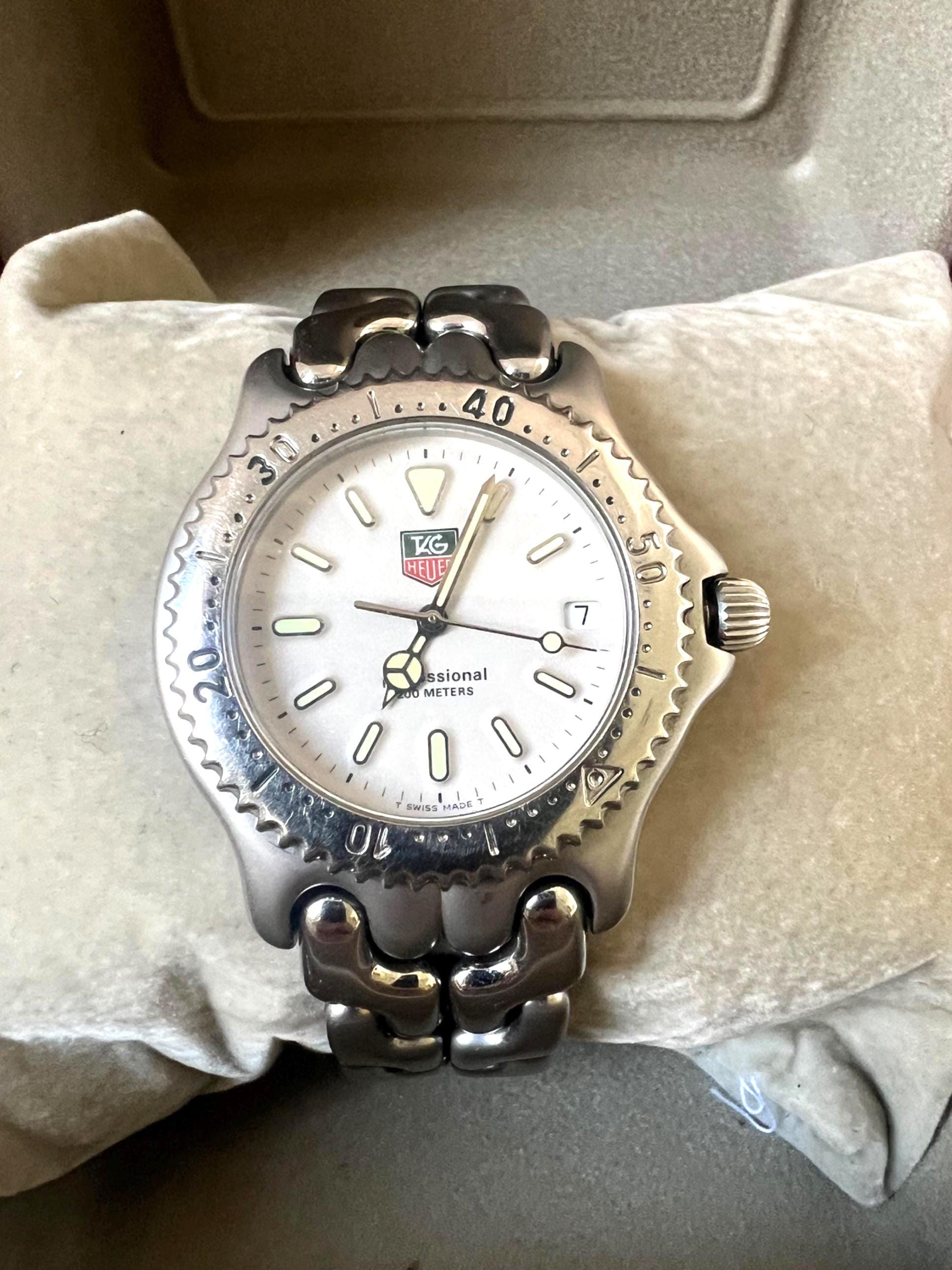 Vintage Tag Heuer Mens Wacth Professional 200M Swiss Watch. Ref