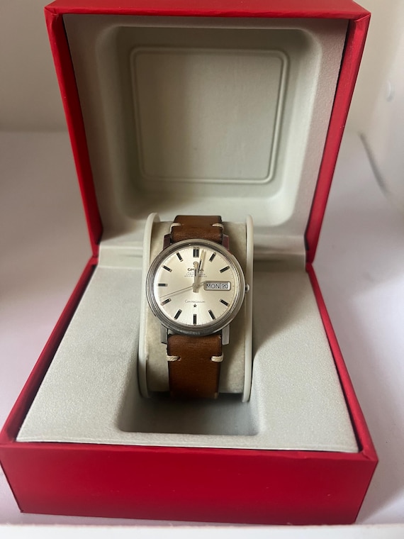 Vintage Omega Automatic Chronometer Officially Ce… - image 2