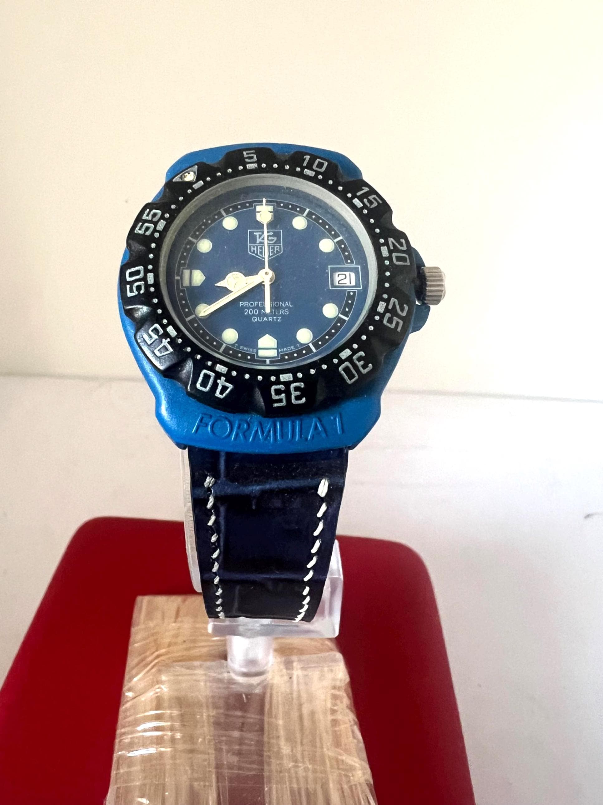 【美品】TAG HEUER PROFESSIONAL FORMULA1 ネイビー Vintage Tag Heuer Formula1 Watch Professional 200m Quartz Blue Ref