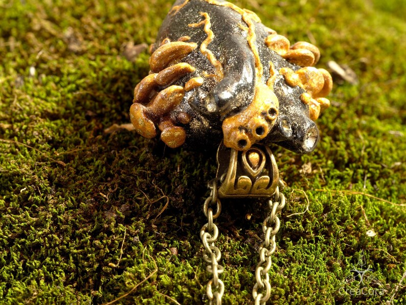 witch Wicca Magical heart anatomically black gold with mushrooms modeled from polymer clay link necklace bronze for forest elves cosplay elves