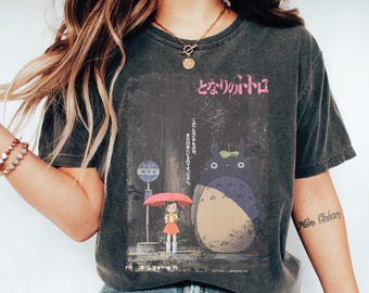 Vintage Totoro T-Shirt, My Neighbor Totoro, Studio Ghibli T-Shirt, Ghibli Shirt, Hayao Miyazaki, Studio Ghibli Gift, Anime Totoro T-Shirt