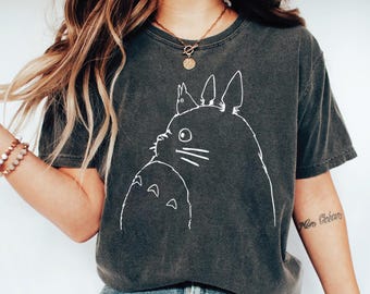Vintage Totoro T-Shirt, My Neighbor Totoro, Studio Ghibli T-Shirt, Ghibli Shirt, Hayao Miyazaki, Studio Ghibli Gift, Anime Totoro T-Shirt