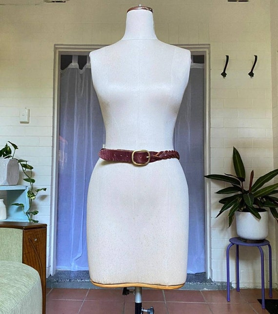 VINTAGE HIGHWAISTED BELT • Brown Leather Belt • S… - image 1