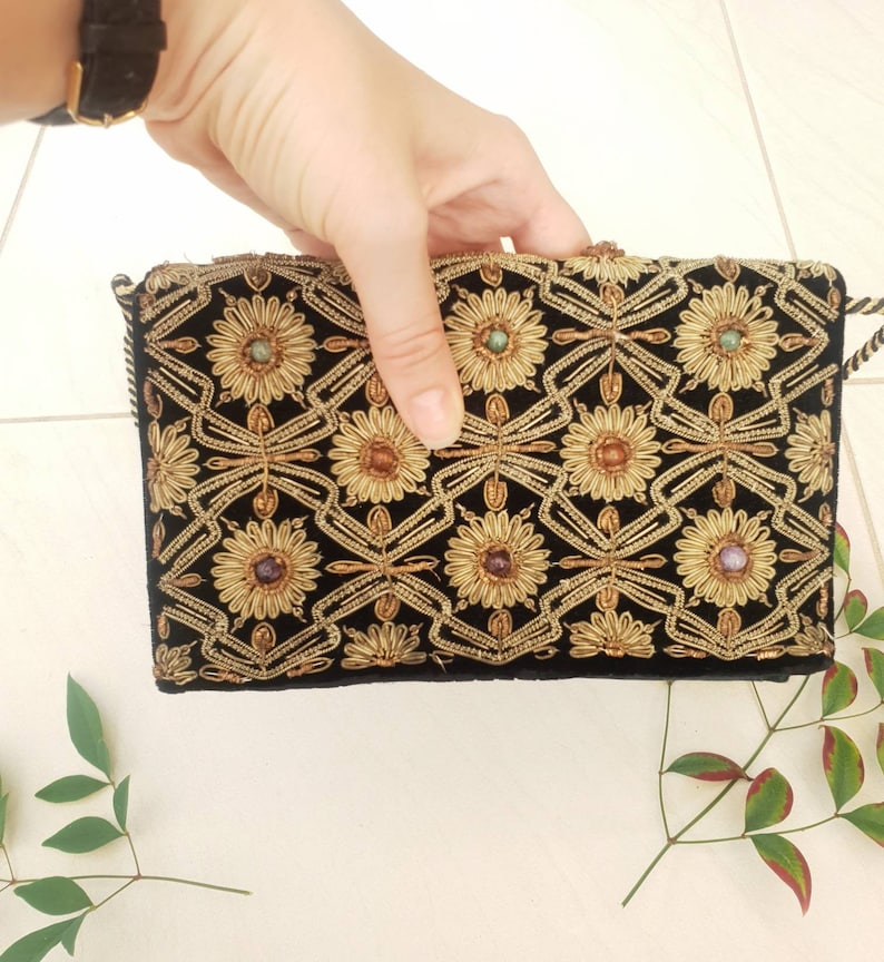 VINTAGE ZARDOZI CLUTCH \u2022 Evening bag \u2022 Beaded purse \u2022 1930s Indian Vintage \u2022 Semi Prescious Stones \u2022 Embellished crossbody \u2022 Black Velvet